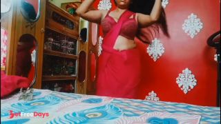 Milky Big Tits Desi Pallavi Bhabhi Caught Masturbating in Close-Up-9