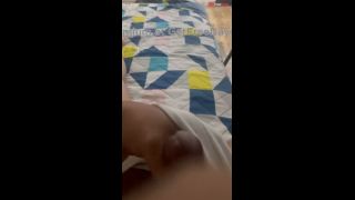 Mi esposa se fue para tienda y aprovecho y me masturbo con la de mi esposa-emaabby-2