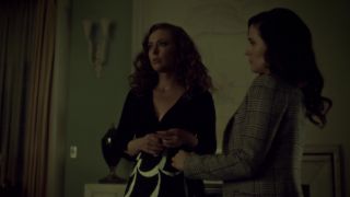 Katharine Isabelle, Caroline Dhavernas – Hannibal s03e06 (2015) HD 1080p!!!-9