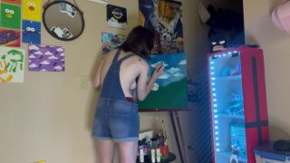 Sweetie Moth - Moth paints their canvas-2