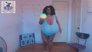 Norma Stitz Gigantomastia Breasts Beach Ball Practice - (Big Tits porn)-2