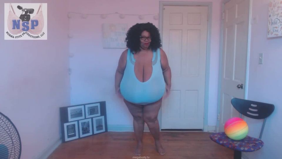 Norma Stitz Gigantomastia Breasts Beach Ball Practice - (Big Tits porn)