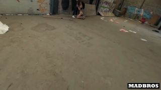 Video A Little Tattooed Goth Cheats On Her Boyfriend And Gets Her A...-5