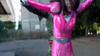 [SuperMisses.com] ZEPE-93 Suisei Sentai Mystic Three Part 2-005-0