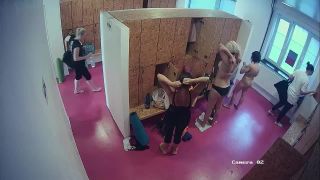 Voyeur locker room – Several women undress at once Voyeur!-5