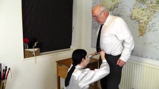 online xxx video 19 Headmistress car - slapping - femdom porn drool fetish-1