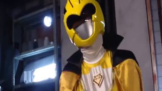 [WarAnLov.com] SPSB-98 Be-My-Shadow VS Phantoma Yellow-003-4
