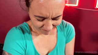 Bounty Hunter Lora Cross Cuffs and Takes In Sinn Sage-8