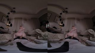 Scarlett Jones - Deep Method - DarkRoomVR (UltraHD 4K 2021)-8