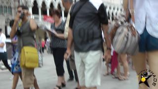   Voyeur – Teen Girls Butt Cheeks (MP4, FullHD, 1920×1080), voyeur on voyeur,  on voyeur -6