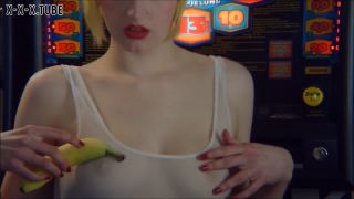 Hardcore porn  Lynn-Tonic  The Quick Banana-1