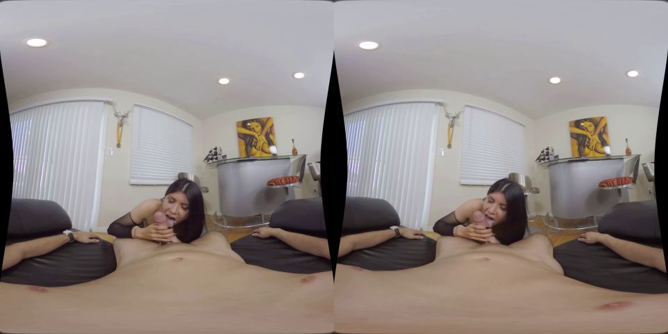 Weekend Warrior - Smartphone VR