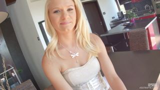 Honey Sweet: Tempting Desserts & Sweet Stories Await!-2