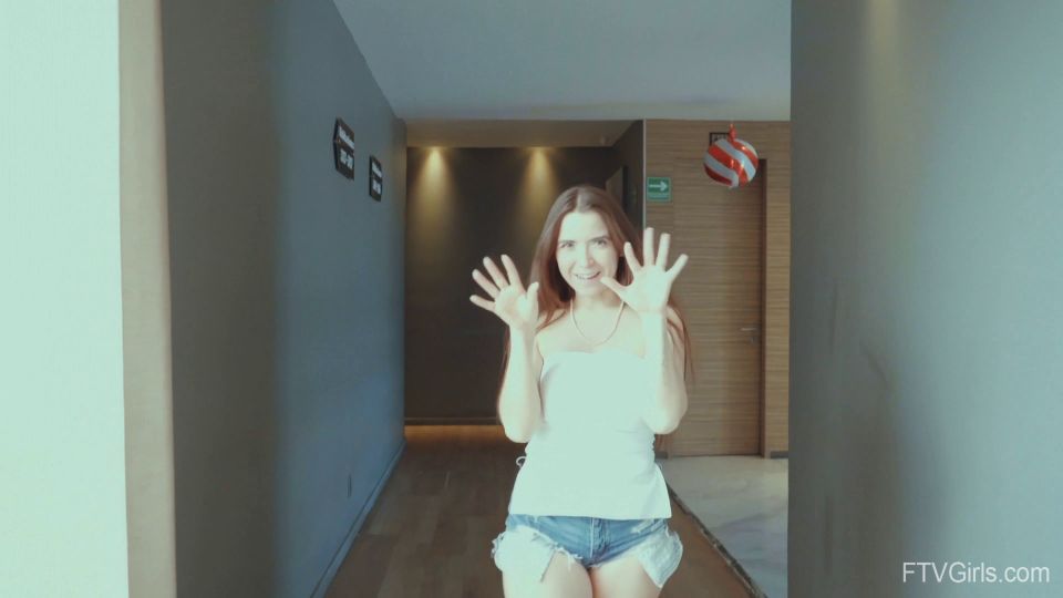 [FTVGirls] Bella Sensually Figured [02.07.26] [1080p]