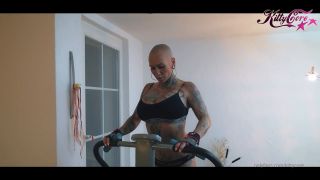 Kitty - Core - Deine trainierte darfst du beobachten beim Training 720P - Germany-2