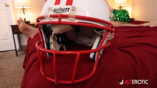 Lorelai Leigh & Taylor Nicole - Cheerleaders Lorelai Leigh and Taylor Nicole seduce the Football Star Nade Nasty - Big Tits-5