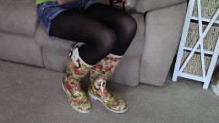 Pt 1 BuddahsPlayground - Doll Face Rain Boots Bounce And Crossed-3