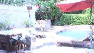 Mrs Bitch 4 (Amateur porn)-3