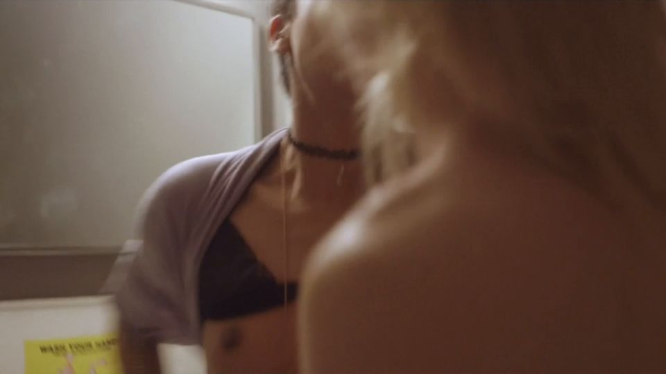 Skin Diamond, Sydney Black – Submission s01e02 (2016) HD 720p!!!