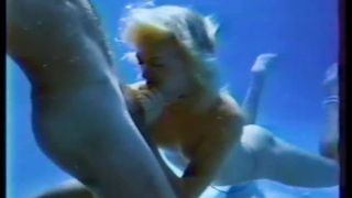 SexUnderwater e0966 Intimate Lessons   Vintage UW Porn (mp4)-7