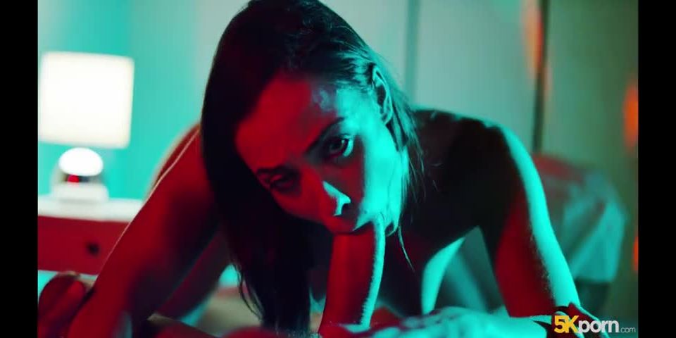 5KPorn 20 09 23 Anastasia Brokelyn Strip For You  480p