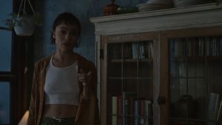 Explore Zoe Kravitz's Stunning On-Screen Evolution-8