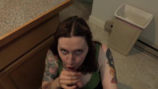 online adult video 41 hottest blowjob compilation Bettie Bondage – Mom’s Out of Prison, femdom on blowjob porn-3