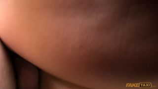 Samantha Jolie Fuck In Taxi (Hot Babes)-7