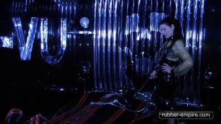 Video Lady Ashley : The Rubber Sarkophag 720p HD-7