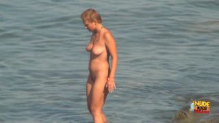 Nudist video  00820-7