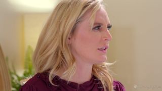 [Mona Wales] Mommy's girl with riley reid & mona wales in my daughter's secret diary-5