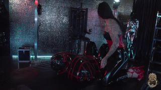 Online porn Kates-Palace – Rubber Enclosed 1-2 - Bondage-1