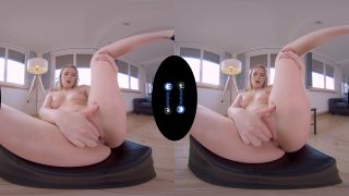Moore Than A Tease Starring: Eyla Moore (Oculus Go) - [Virtual Reality]-1