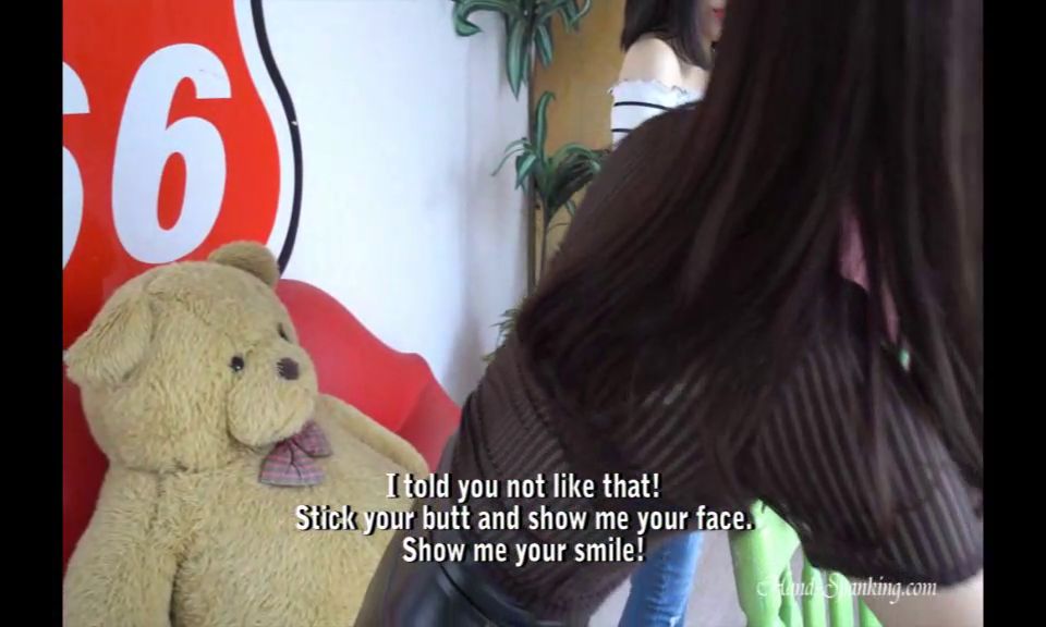 Hand-Spanking Nao, Toki - Spanking Photoshoot (Eng Sub) Q...