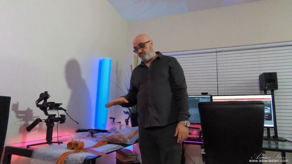 asianastarr 2024-07-12 Spoiled Asiana - Relentless Leather Body Harness April 2023   mioblr