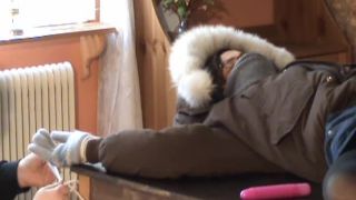 JuliettesAbductions dildoed in winterclothesMem1 (mp4)-2