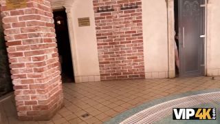 Baby Doll,Andrew Marshall,Jane White - VIP4K. Russian reverse gangbang in the bathhouse-2