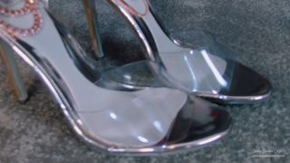 online adult clip 38 Young Goddess Kim – Suffer For My Feet 1080 HD on fetish porn foot fetish attitude-9