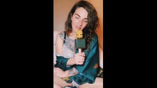 giaisabellaxx H265 2020-04-26 elp, I didn't get to sext with anyone tonight  Nobody came  Well I came, alone while-9