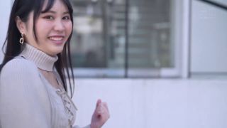 EBWH-159 「監督志望だけど本当は女優さんになりたかった」 制作会社3年目の地味AD國森ありさ 諦めていたAV女優に大変身デビューします！-1