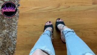 online porn clip 31 crystalinked 04-10-2019 I love tight jeans with mules How about you guys - femdom - femdom porn gia dimarco femdom-8