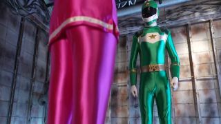 [SuperMisses.com] SPSD-59 Curvy female executive hero pet Velmaria-001-2