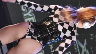 Autosalon 32 - 153  on voyeur -1