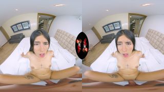 UltraHD 8K VR Sex: Camila Mendez's Sizzling Latina Scene-9
