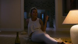 Betty Gilpin - GLOW (2018) s02e04 HD 1080p - (Celebrity porn)-8