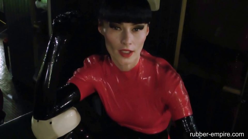 Video Cheyenne De Muriell : Bad News For Rubber Object 36 720p HD