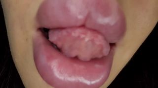 Tattooed Temptress – Bedtime Story With Mommy-0