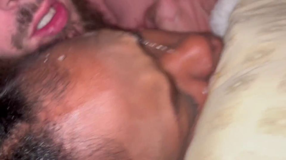 Betty Bangkok - Landlord had his way with my asshole. Onlyfans@dirtymoufpiece