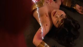 [SuperMisses.com] THPA-10 Super Heroine in a Close Call!! Vol.110 Wonder Lady-012-1