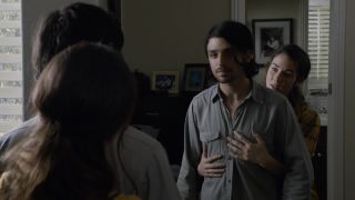 Jessalyn Wanlim, Lyndon Smith, Jessica Parker Kennedy - Colony s02e05e07 (2017) HD 1080p - [Celebrity porn]-5